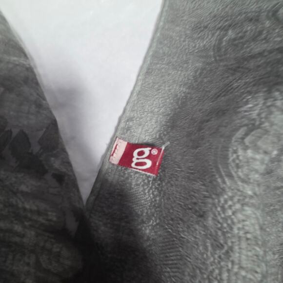 G Brocade Scarf/Shawl Gray Shiny Soft 84" x 28" - Picture 5 of 6